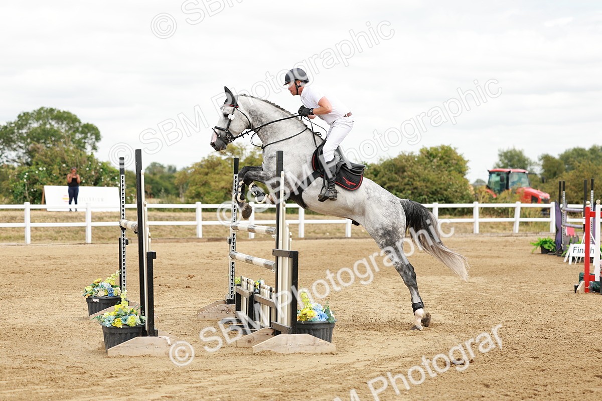 SBM_019029 - Class 21 - Senior Newcomers Championship 2d Rd