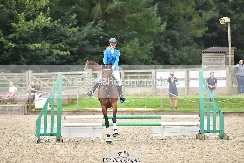 240802-102810-00846 - 70cm Round 1