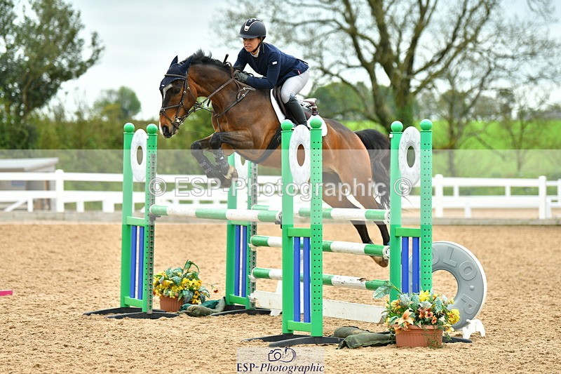 230507A-132858-08138 - Cls 43 1.05m Amateur Quali