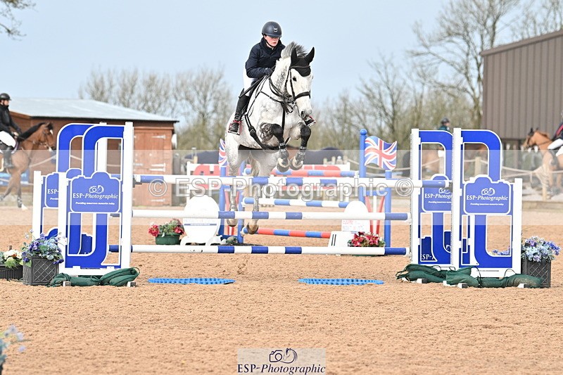 240315A-121836-00878 - Cls 3 Snr Foxhunter