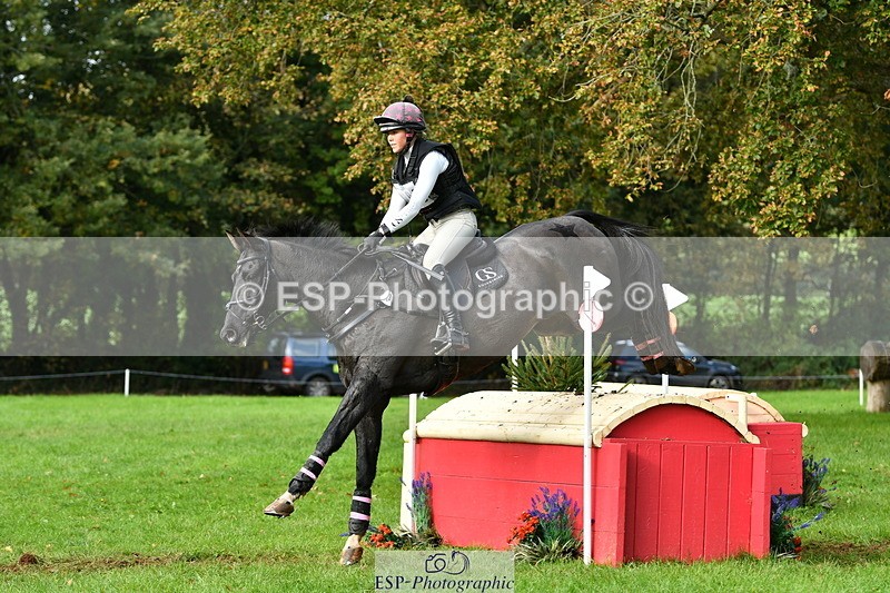 251025A-112012-18742 - E-393-Saskia.Rioux