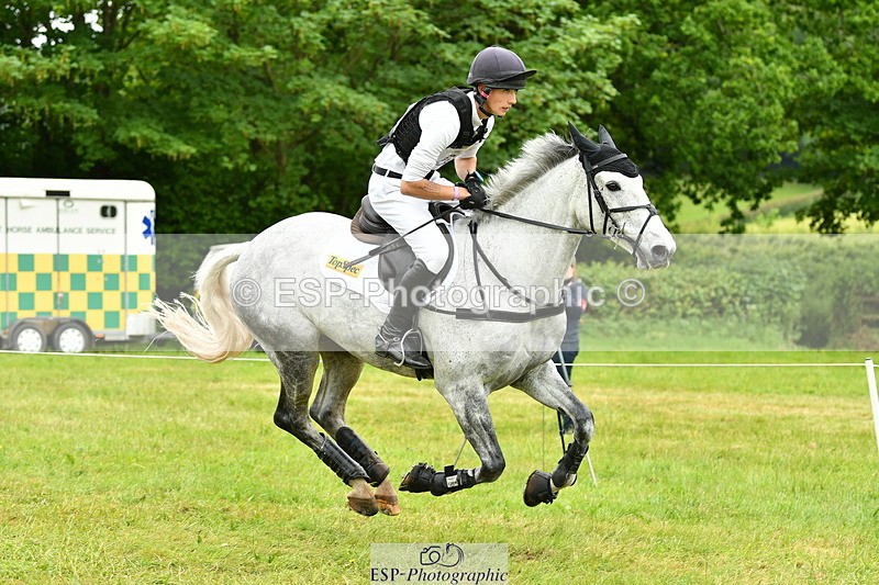 250524A-100913-08652 - A-052-Musa.Hussain-LIQUID.LUCK