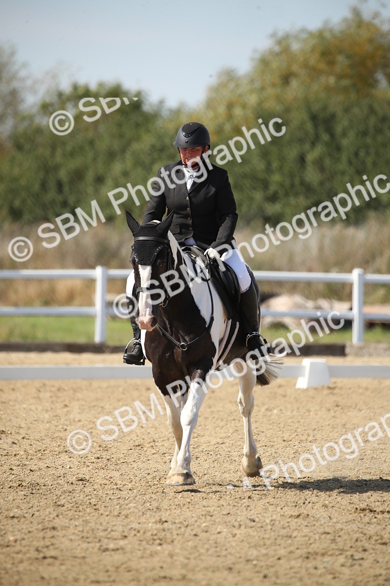 SBM_005866 - Class 11 - Novice 5 - 13.19-14.22