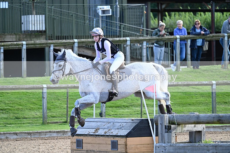 WJ7_5880 - Time 16:18 to 16:39