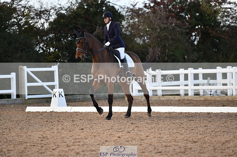 231104A-150822-02255 - Cls 14 Adv Medium 98