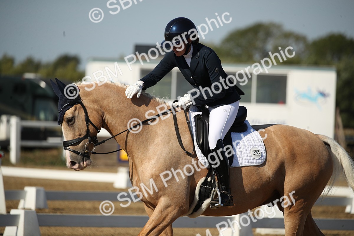 SBM_004546 - Class 11 - Novice 5 - 9.0010.03