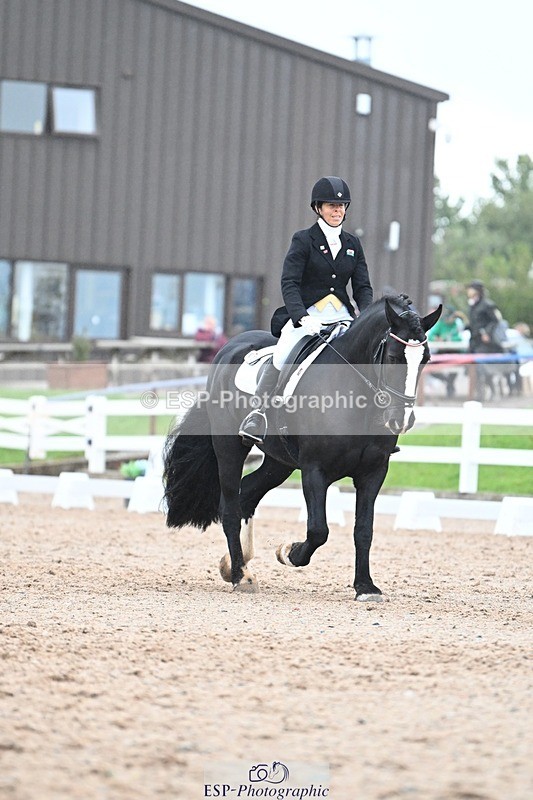 250907-141957-09243 - 021-Francesca.TurnerAlbie