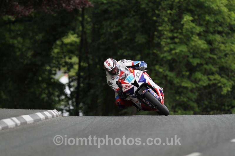Conor Cummins Honda / W.A.Corless/Jackson Racing - Monster Energy Supersport Race 1