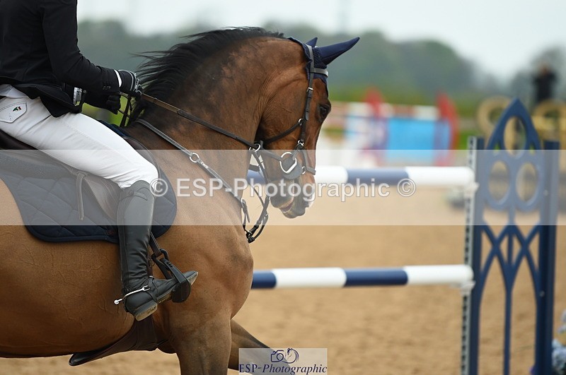 230504A-141402-02145 - Cls 11 National 1.40m Open