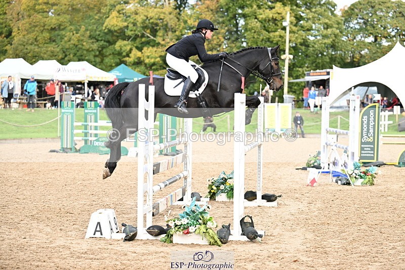 251024A-102336-06420 - B-136-Sophie.Jackson