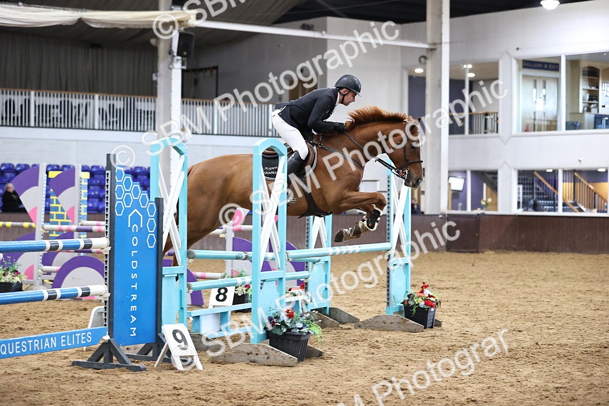 SBM_001850 - Class 4 - Senior Newcomers - 1.10m Open