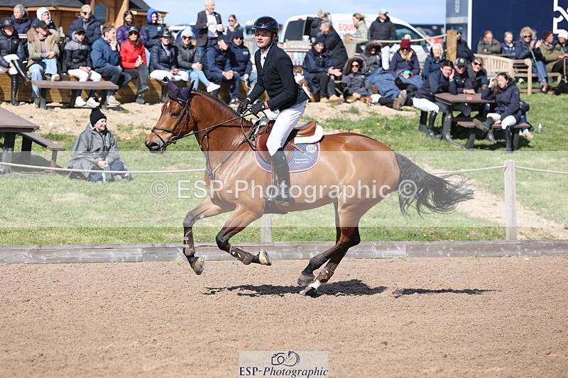 240419A-154629-08933 - Cls 10, 2 Star Big Tour 145cm  15.45 to 16.35 break