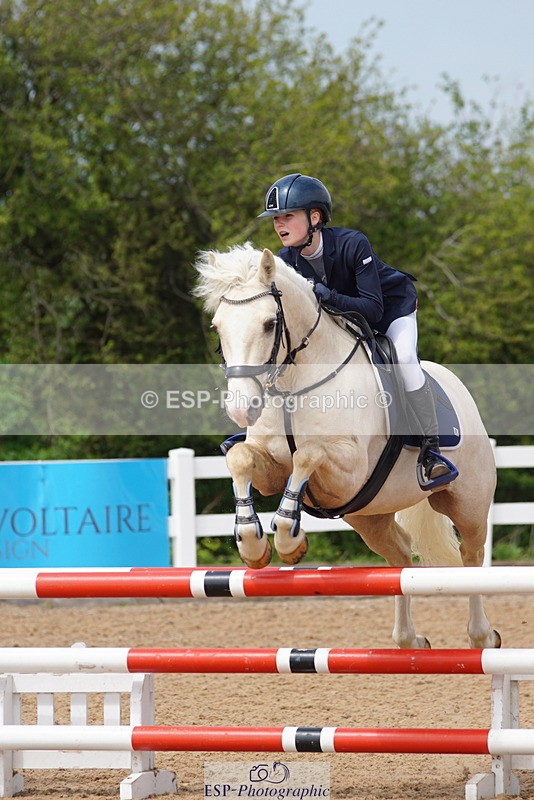 230513A-123708-00930 - Cls 4 90cm Novice Masters