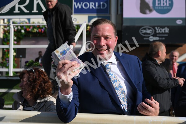 yr11052022r7-55 - Race 7 5.15pm British Stallion Studs EBF Novice Stakes