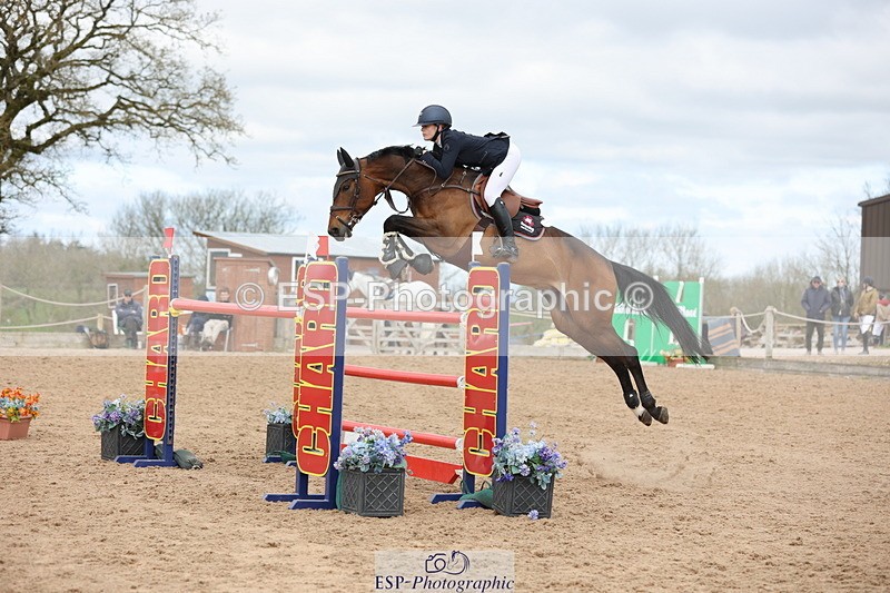 240419A-120253-06976 - Cls 6, 2 Star Medium Tour 1.35m