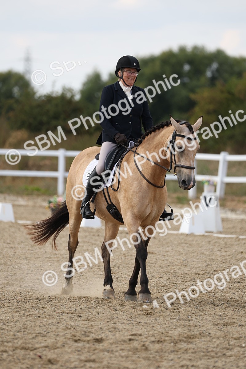 SBM_015674 - Class 6 - E5 Silver 15.54.16.58