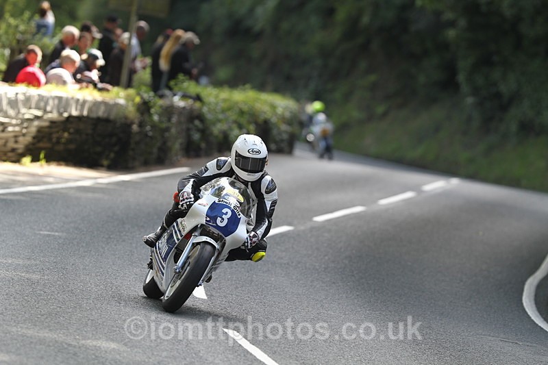 FOM_1099 - Classic TT Lap of honour