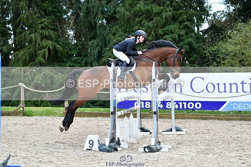 240324-122507-02543 - Cls 9 Snr 1.05m Open