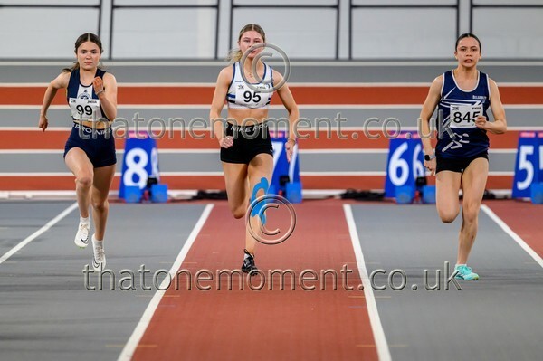 SenInd26-819351 - Track Female Set One