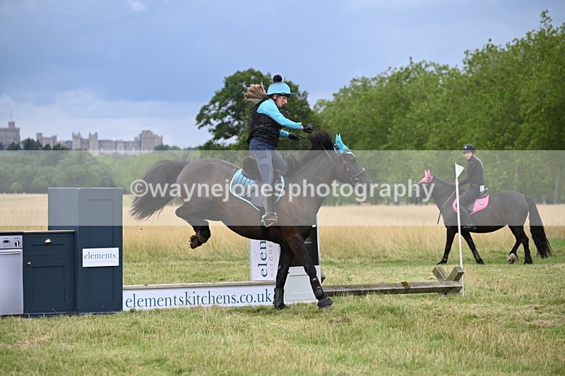 WJ6_3182 - Time at Jump 11:06 to 11:40