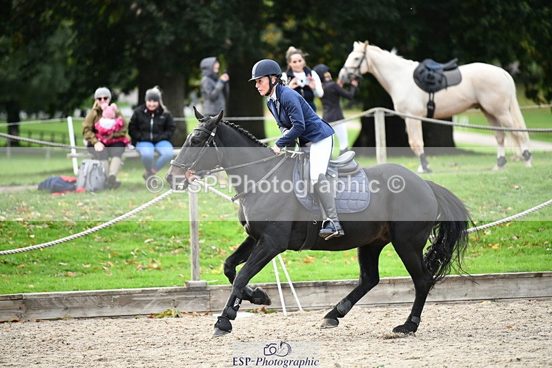 251004A-170638-02388 - Classes 10 & 11 80cm