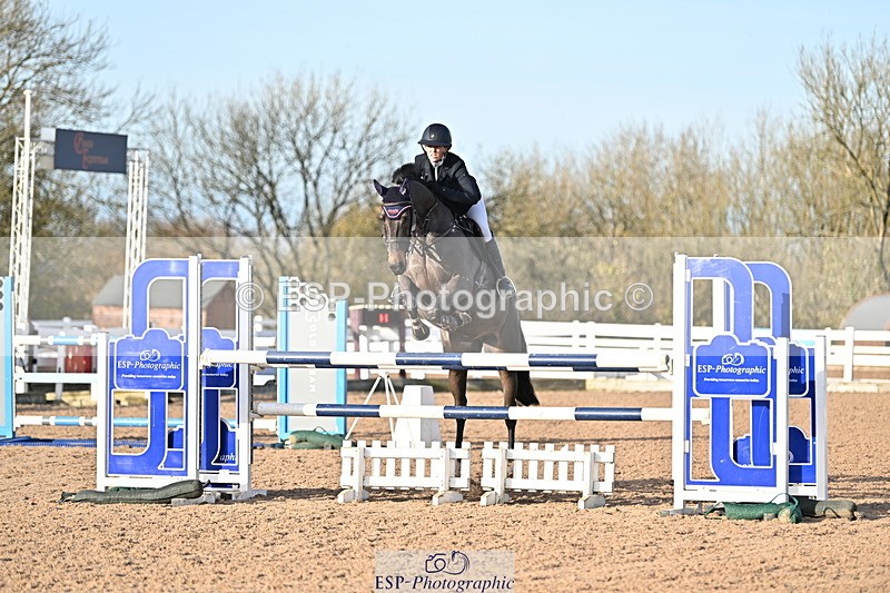 241113A-141814-00843 - Cls 05A&B Snr Fox & 1.20m Open