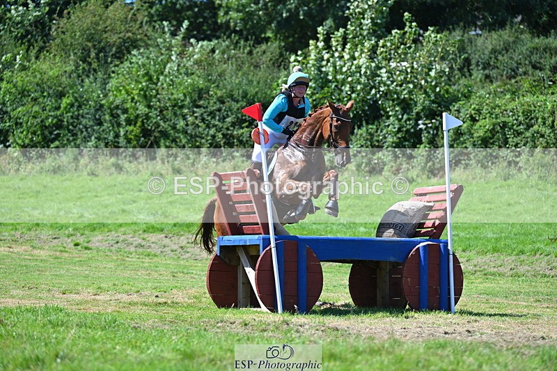 240811A-142804-04868 - 208-