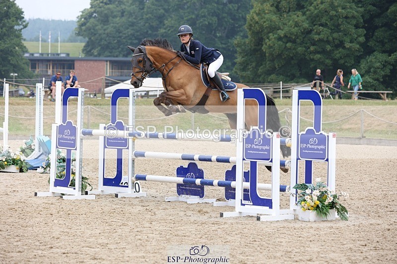 230618-102731-10130 - Cls 19 Pony Intro 1m