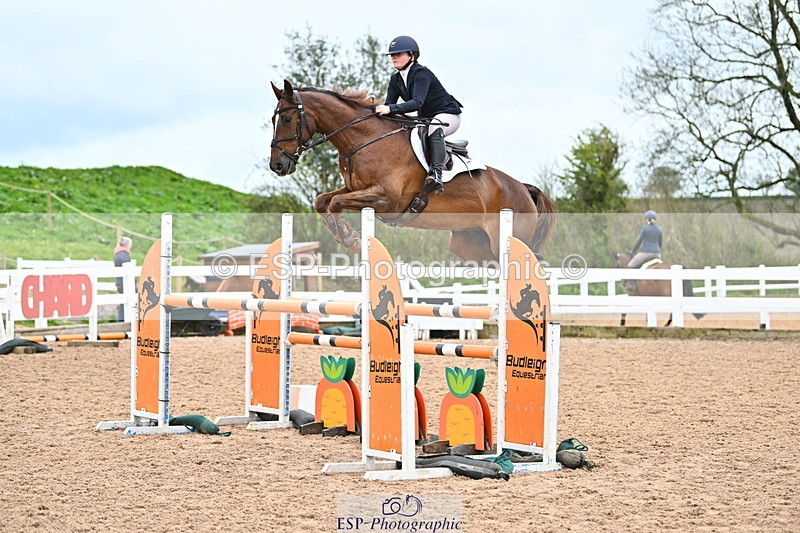 240501A-142219-01036 - Cls 8 Snr Foxhunter and 1.20m Open