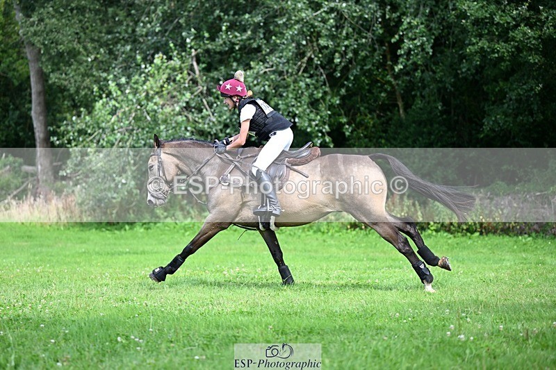 240803-151725-07799 - 227-Neve_Webber-MR_BUZZ