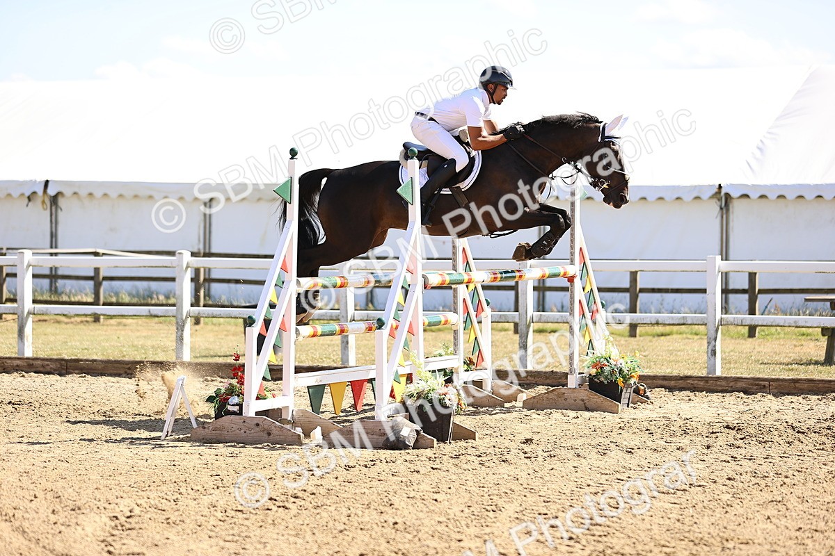 SBM_015548 - Class 16 - Senior foxhunter - 1.20m Open