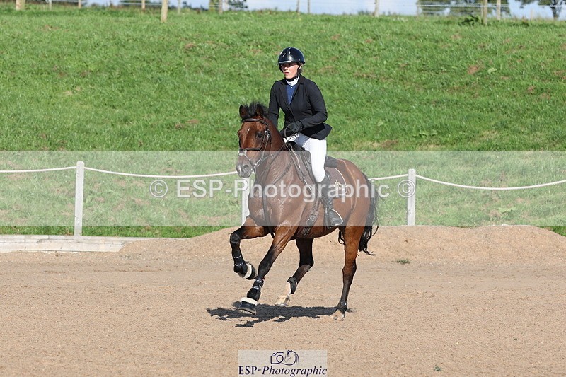 230915A-160114-03010 - Cls 6 Snr 1.05m Derby