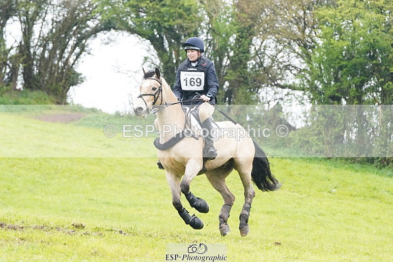 250418-145940-05364 - 169-Chloe.Dunn-TOWERHILL.SHAMIE