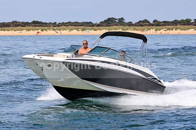 180804 BLACK  WHITE REGAL 1Y3A4146 - Motorboats - Open