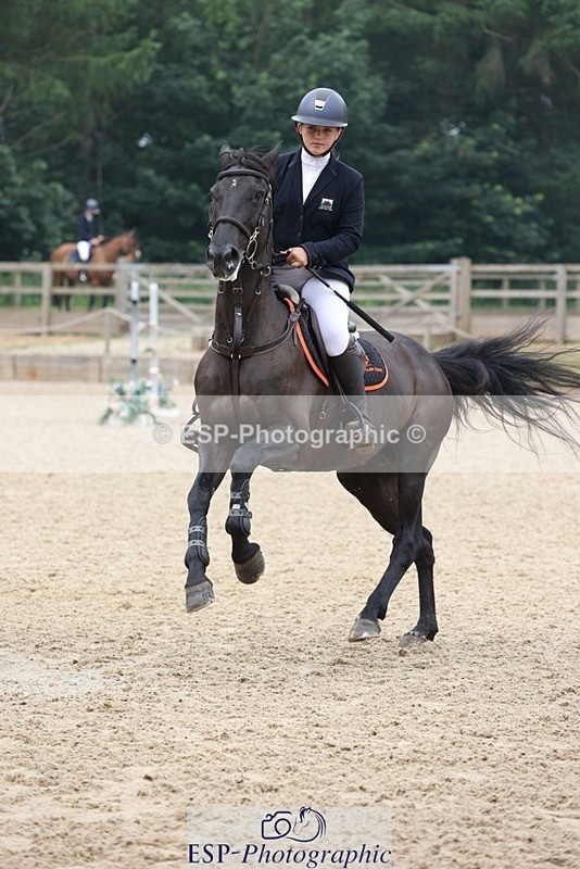 230618-102826-10137 - Cls 19 Pony Intro 1m