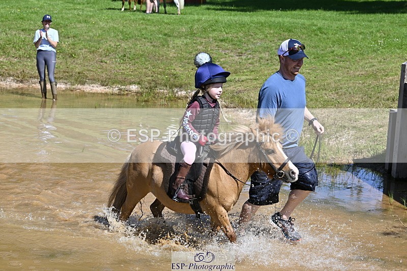 240728B-111512-01286 - Gemma's Group XC