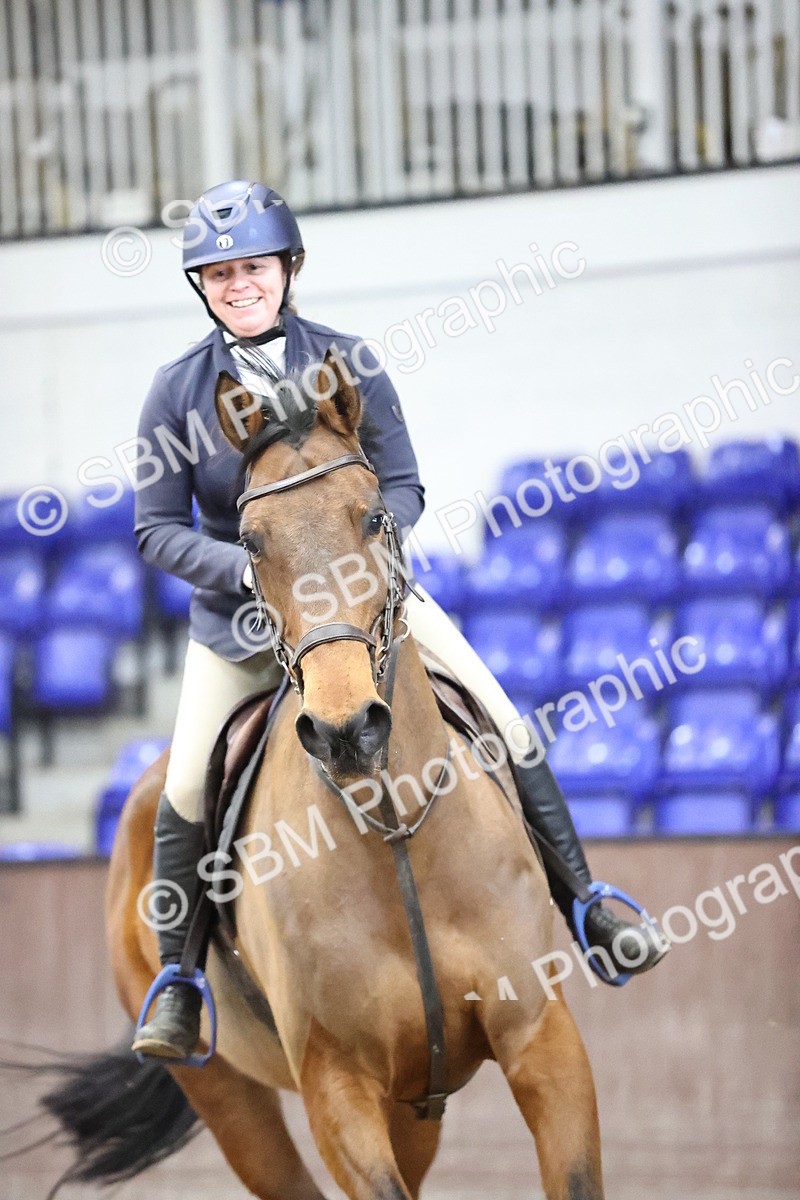 SBM_004714 - Class 16 - Senior Newcomers - 1.10m