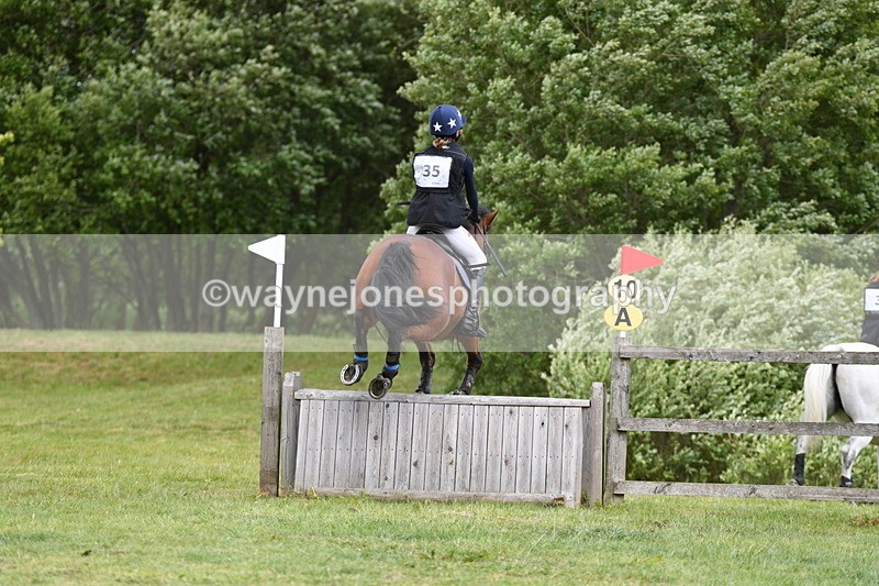 WJ5_3424 - Class 5 80cm Pairs