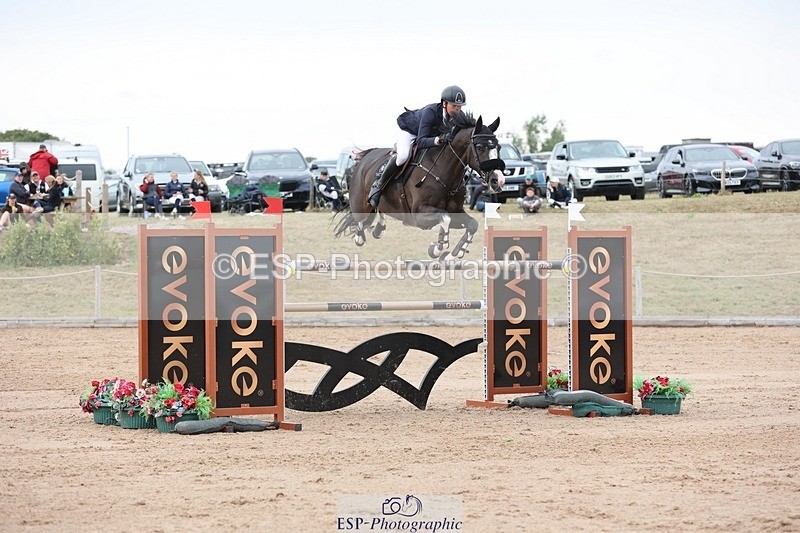 250719-175359-17579 - Cls 7, 3 Star Big Tour Break to End