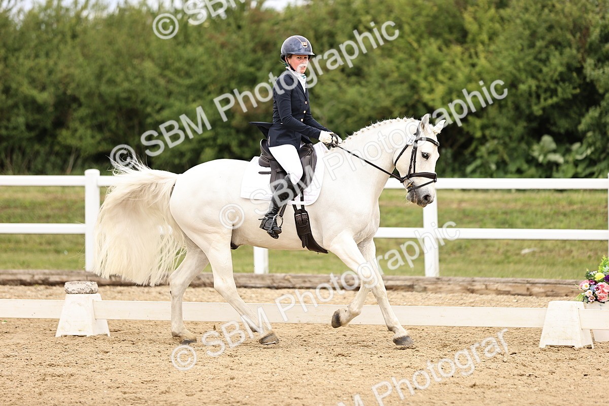 SBM_002874 - Class 2 - Novice 4 - 12.00-13.10
