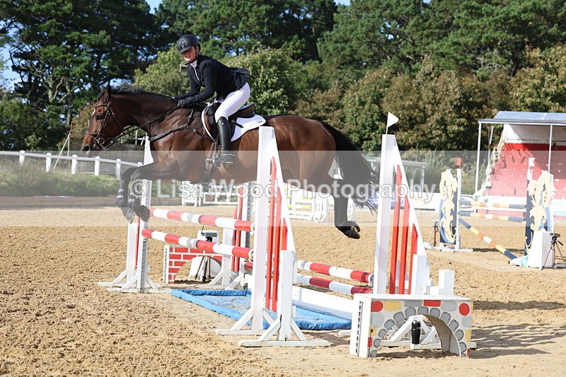 3E7A0658 - Class 13: Senior Newcomers/1.10m open