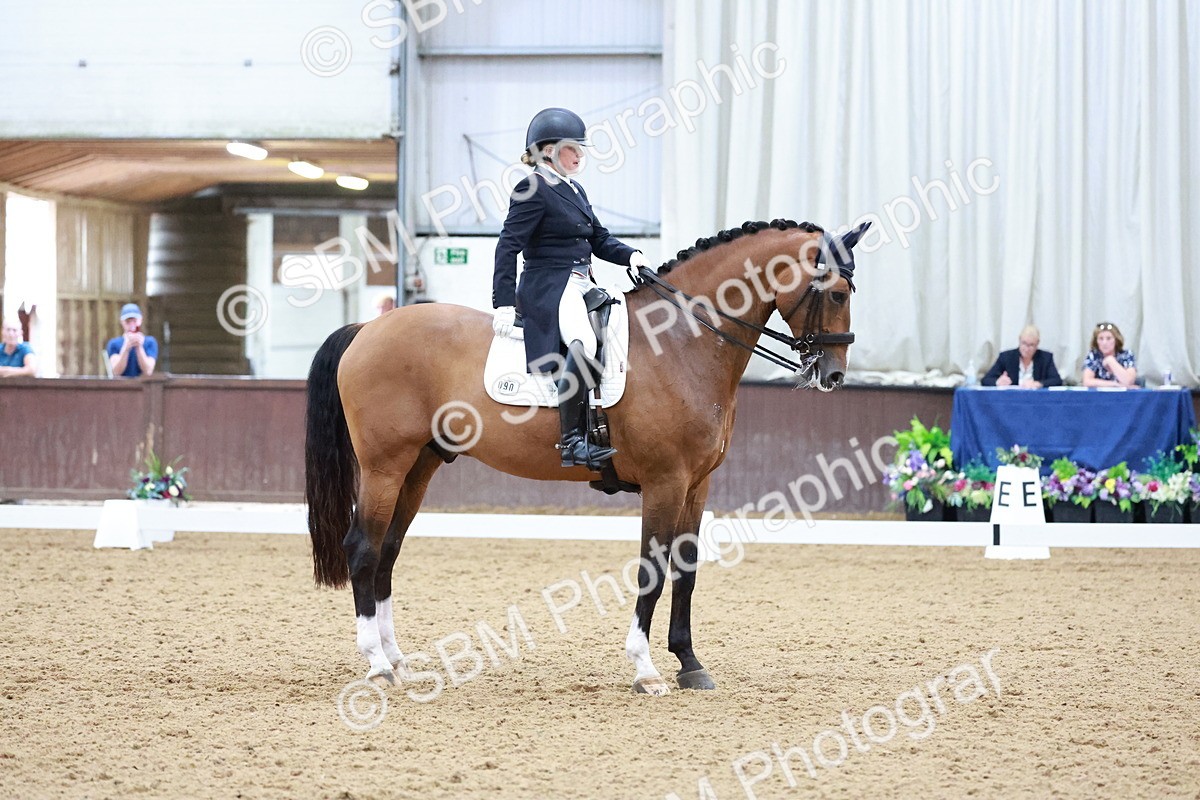 SBM_021134 - Class 13 - FEI INT I - 16.26-17.14