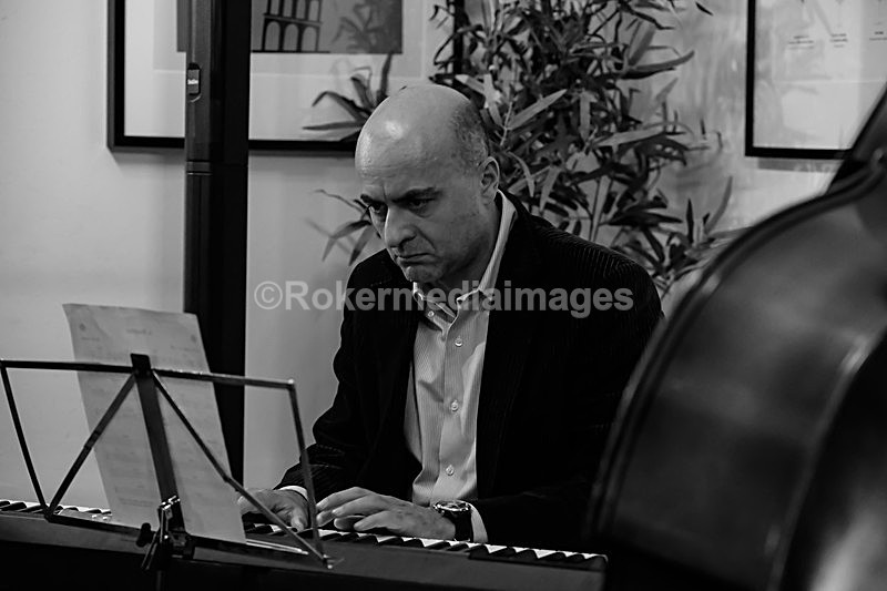  - BEN THOMAS & DAVIDE LOGIRI TRIO