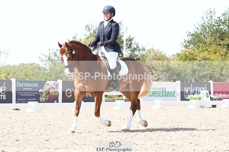 250817-145439-11095 - 178-Ella.MatraversMenai.Cosmic.Inferno