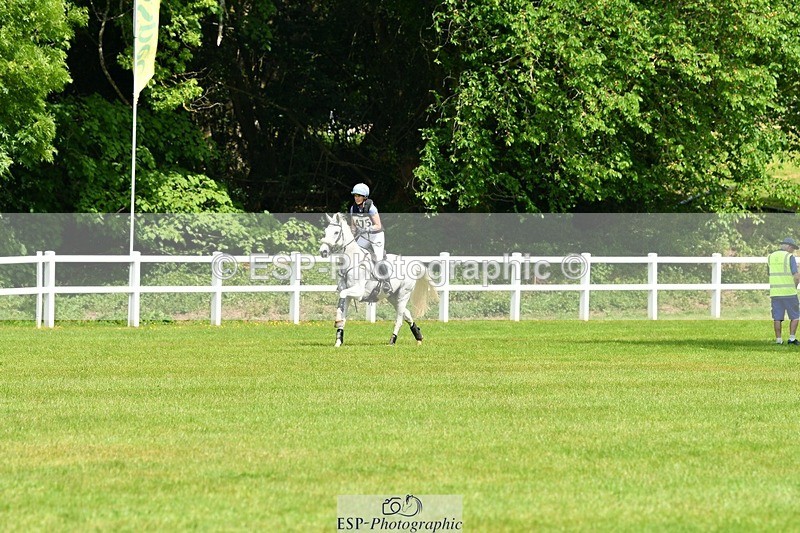 230528-142214-18258 - 475-GLADSTONE_II-Ginny_Thomasen-XC