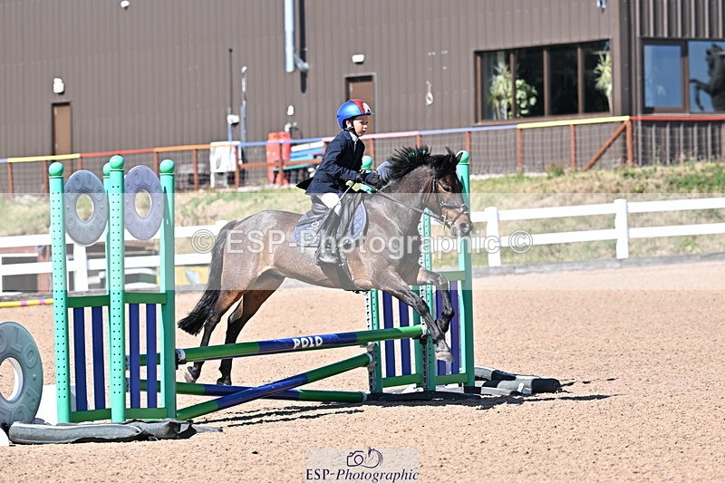 250708A-163959-00096 - Clr Rnd and 60cm