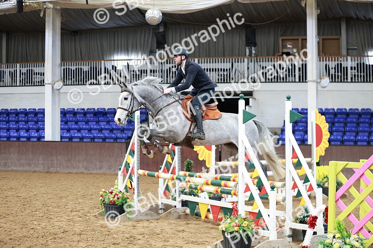 SBM_000568 - Class 2 - Senior British Novice 90cm
