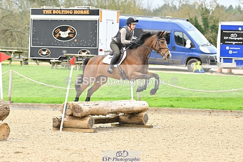 240411-114707-01123 - Group 4 XC