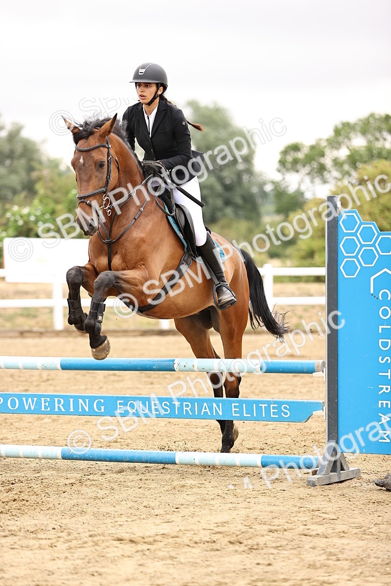 SBM_024478 - Class 8 - Clear Round