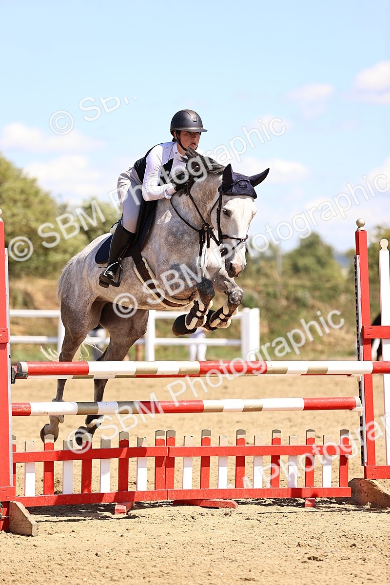 SBM_014891 - Class 15 - Senior Newcomers - 1.10m Open